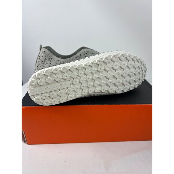 Bernie Mev Womens TW83 Light Grey Slip-On Shoes With Memory Foam & Laser-Cut Des - Picture 6 of 6